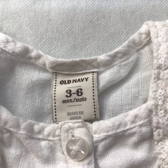 5/$25 OLD NAVY ruffle sleeve peplum blouse - Picture 2 of 2
